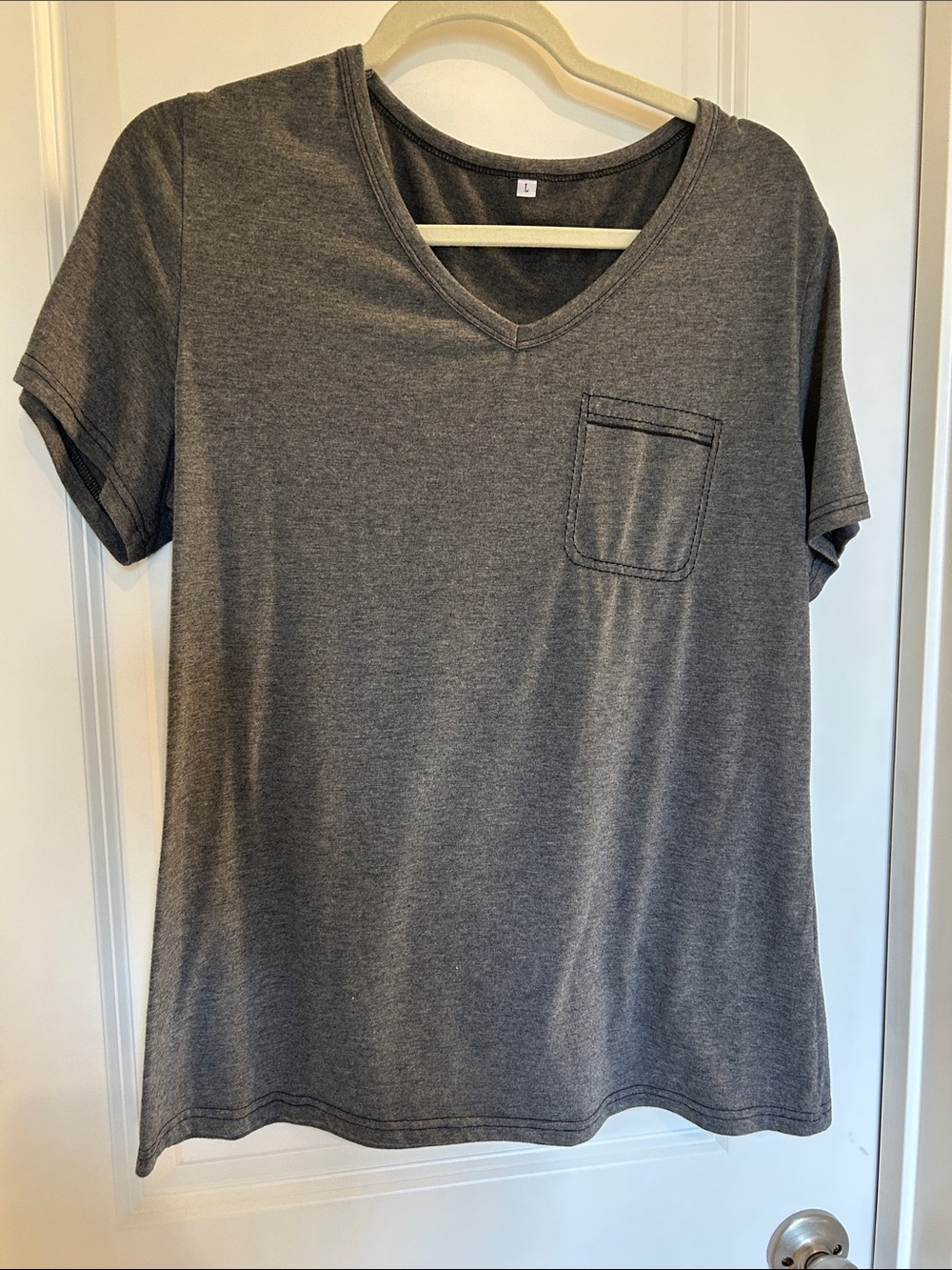 Women’s V-Neck Pocket Tee - Gray